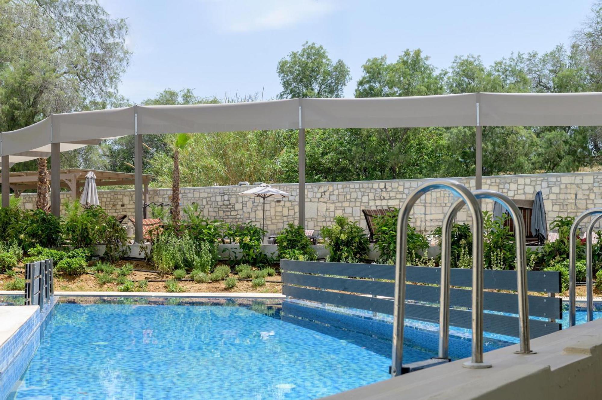 Zeus Hotels Ydoria Resort Adelianos Kampos Exterior photo